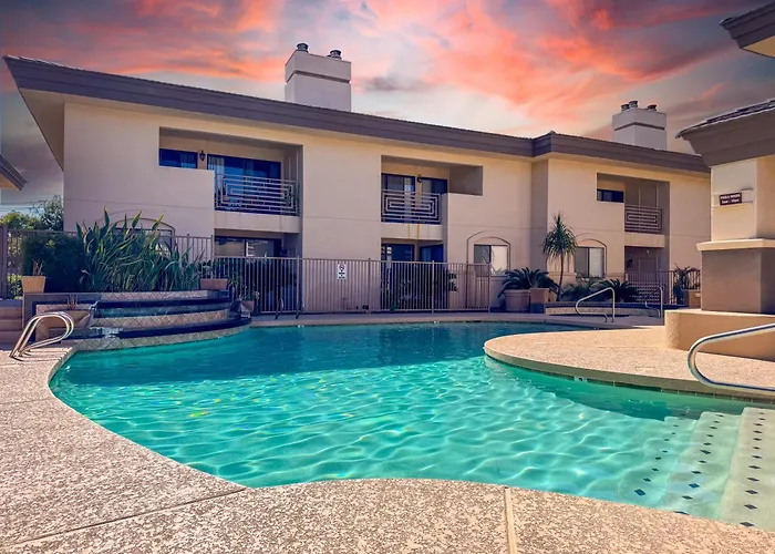 Camelback #102 Holiday home *